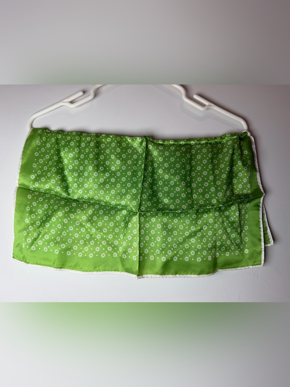 Vintage Green Floral Scarf Women’s Made an Japan 19” Square